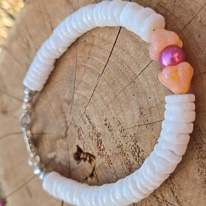 Puka Shell Pearl Bracelet. Silver Clasp, Czech Glass Peach Flower Beachy Summer